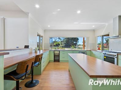 8 Laceby Court, Erskine WA 6210