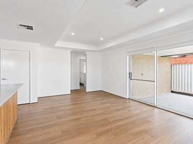 18 Slipstream Road, Brabham WA 6055