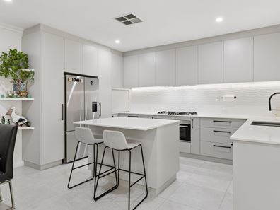 15 Smithers Parkway, Baldivis WA 6171