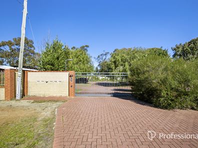 4/43 Golders Way, Girrawheen WA 6064