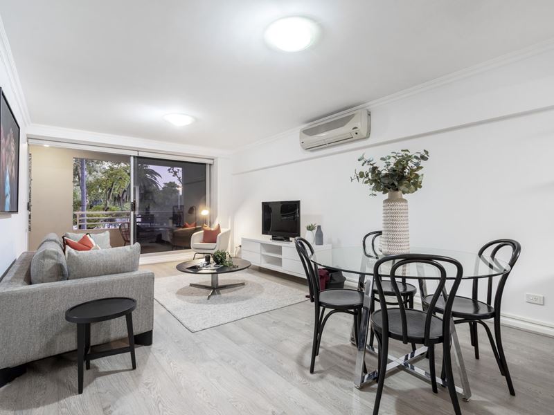 2/134 Mounts Bay Road, Perth WA 6000