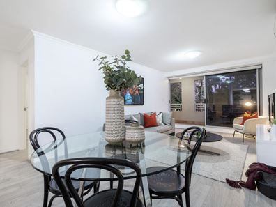 2/134 Mounts Bay Road, Perth WA 6000