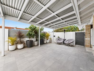 3/118 Deanmore Road, Scarborough WA 6019