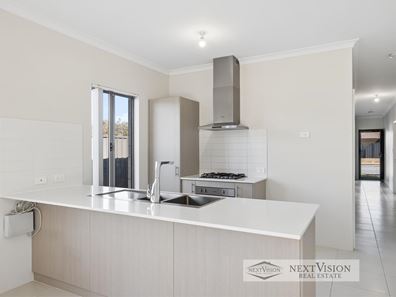 2 Snowden Street, Hammond Park WA 6164