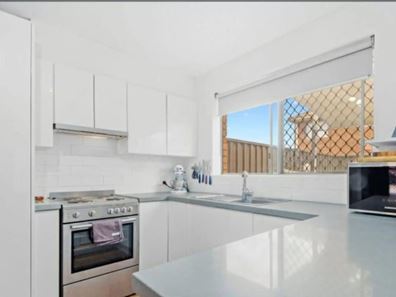 11/1179 Albany Highway, Bentley WA 6102