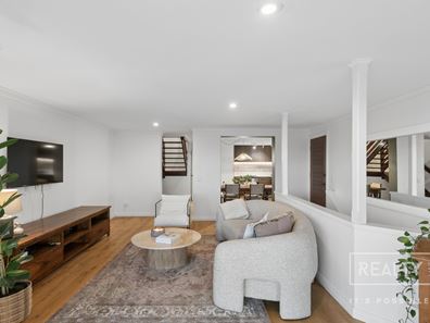 5 Hawkins Avenue, Sorrento WA 6020