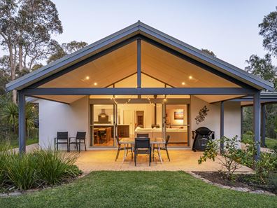 77 Sloan Drive, Dunsborough WA 6281