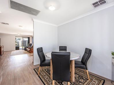 14 Legano Road, Lakelands WA 6180