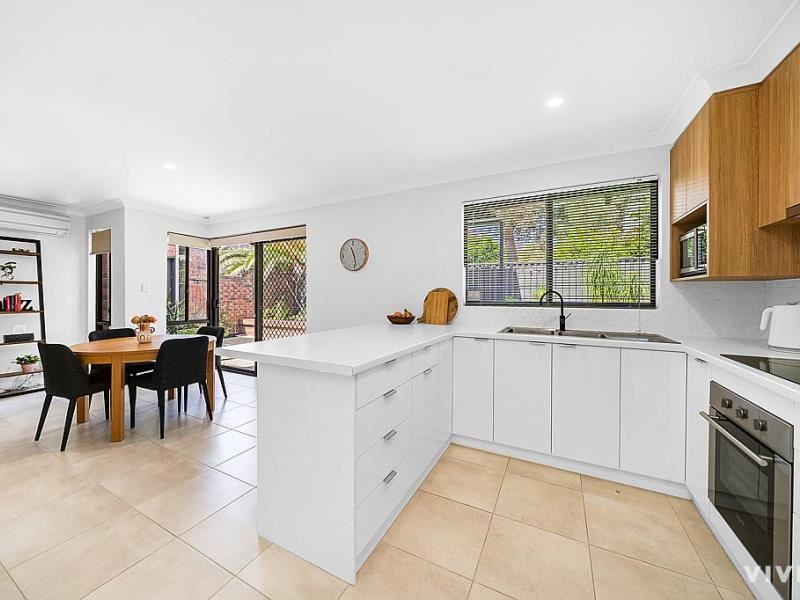 8/83 Gardner Street, Como WA 6152
