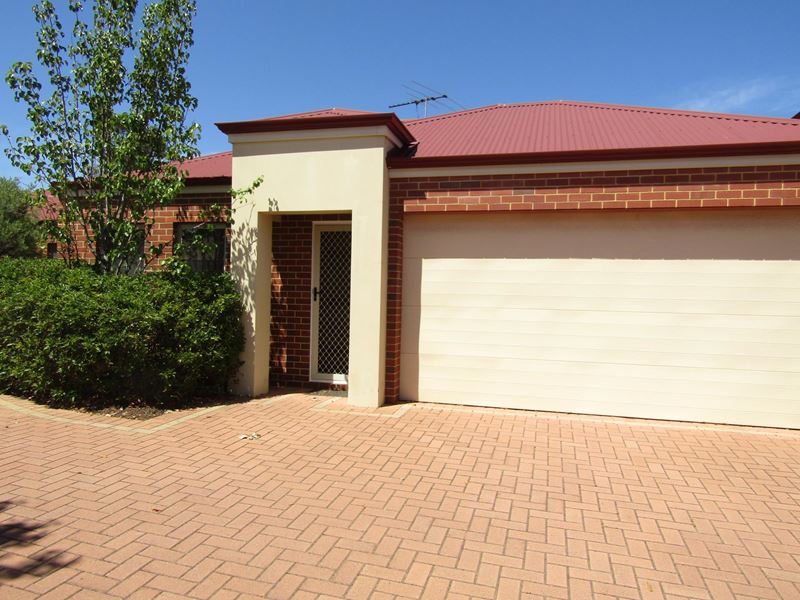 32B Tetworth Crescent, Nollamara WA 6061
