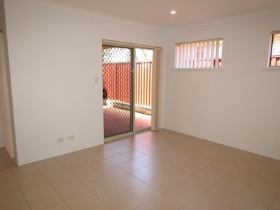32B Tetworth Crescent, Nollamara WA 6061