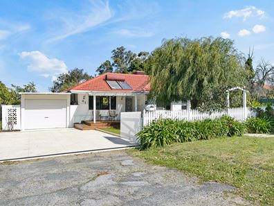 41 Waverley Road, Coolbellup WA 6163