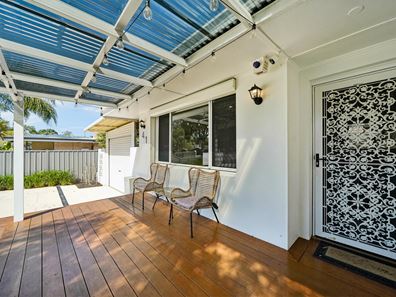 41 Waverley Road, Coolbellup WA 6163