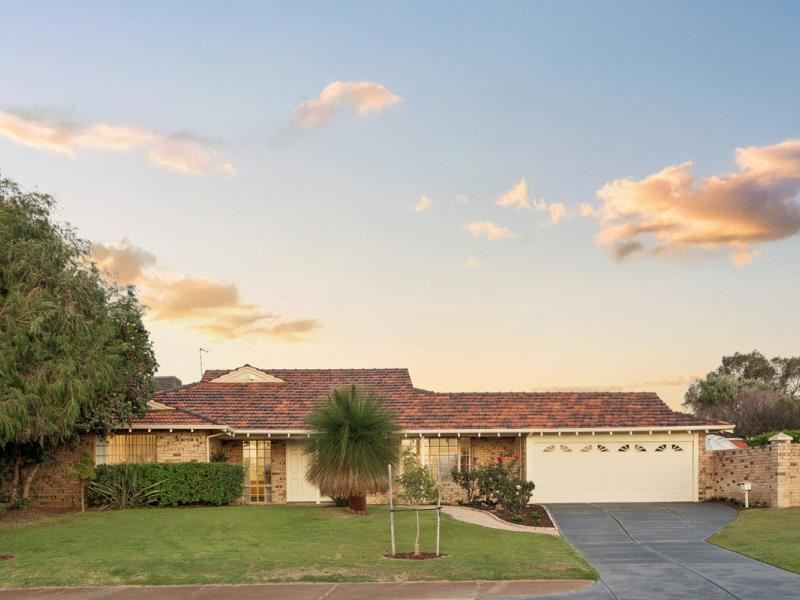 39 Almadine Drive, Carine WA 6020