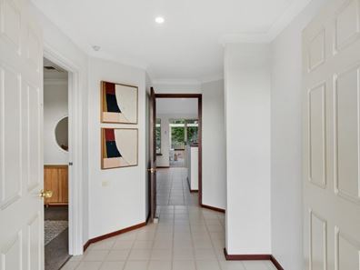 39 Almadine Drive, Carine WA 6020