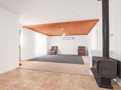 7 Birch Street, Rangeway WA 6530