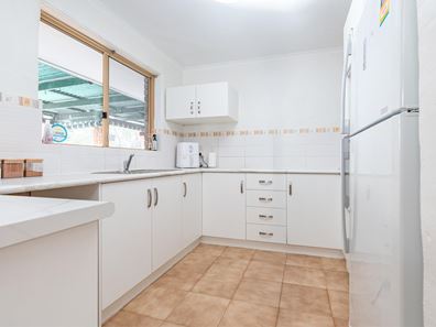 7 Birch Street, Rangeway WA 6530