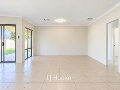 4 Harvey Street, Yalyalup WA 6280