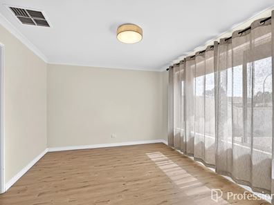 16 Ulandi Court, Beckenham WA 6107