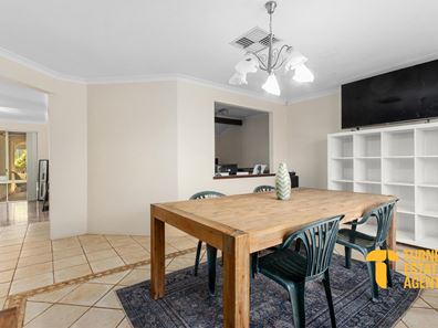 31 Manitoba Place, Success WA 6164