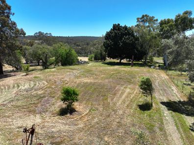 27 Vineyard Road, Wundowie WA 6560