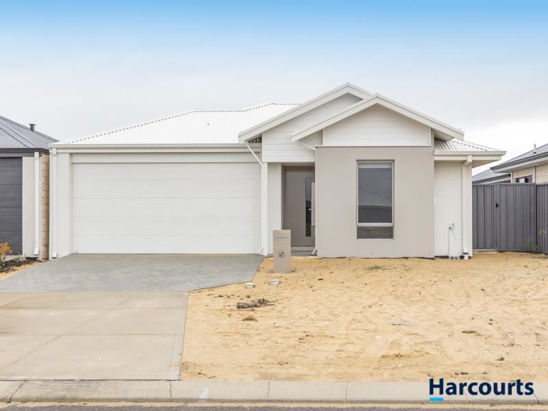 13 Callabonna Street, Champion Lakes WA 6111