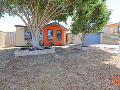 3 Tintagel Loop, Orelia WA 6167