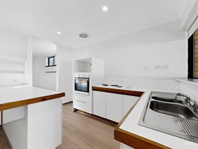 1/70 Arcadia Dr, Shoalwater WA 6169