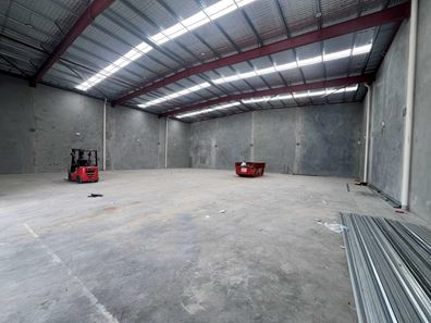 13 & 15 Severn Avenue, Southern River WA 6110