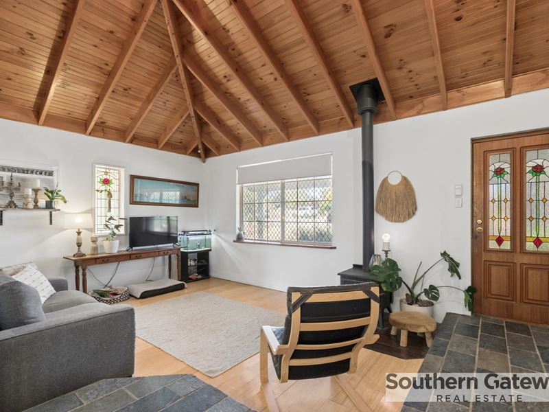 37 Taylor Close, Leda WA 6170