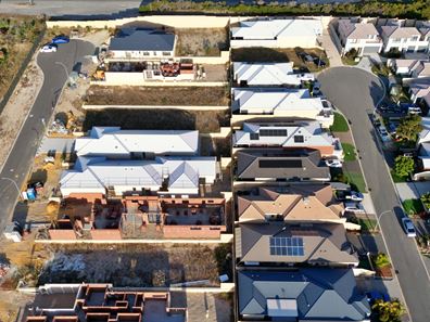 24 Lighthouse View, Lake Coogee WA 6166