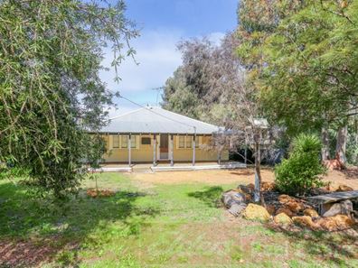 22 Bickerton Street, Collie WA 6225