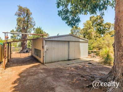 6 Bettenay Road, Roleystone WA 6111