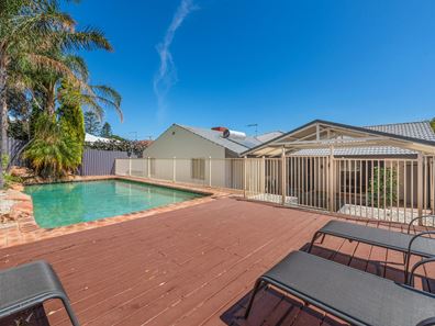 22 Tifera Circle, Kallaroo WA 6025