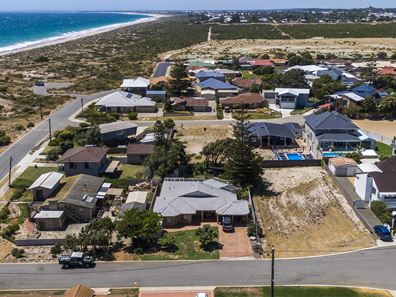 13 Pagoda Place, Madora Bay WA 6210