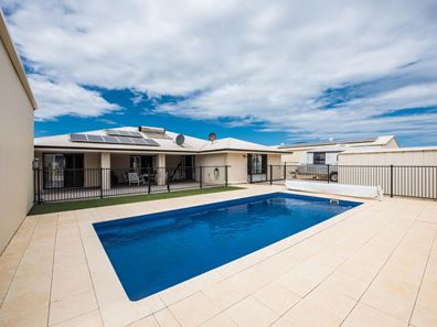 34 Wave Crest Circle, Drummond Cove WA 6532