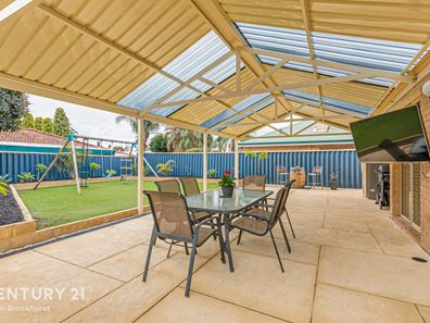 18b Denham Way, Thornlie WA 6108