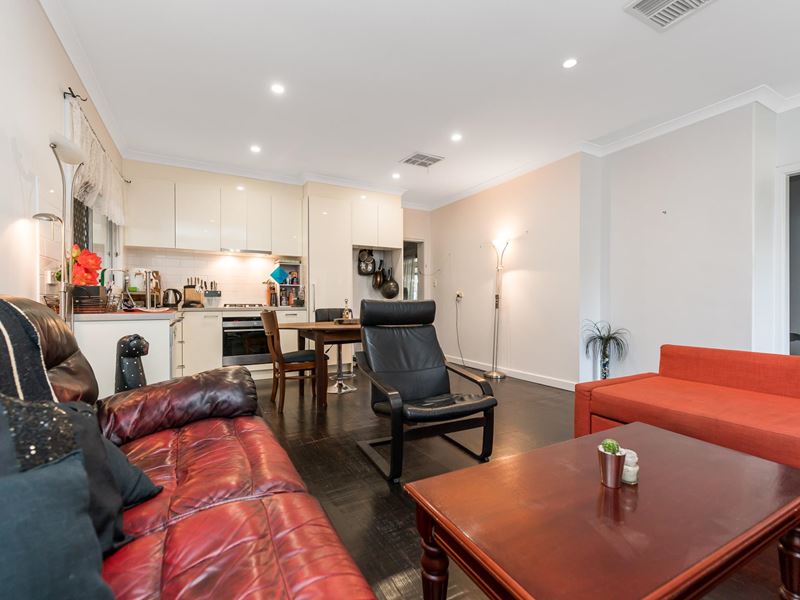 27 Irwin Road, Embleton