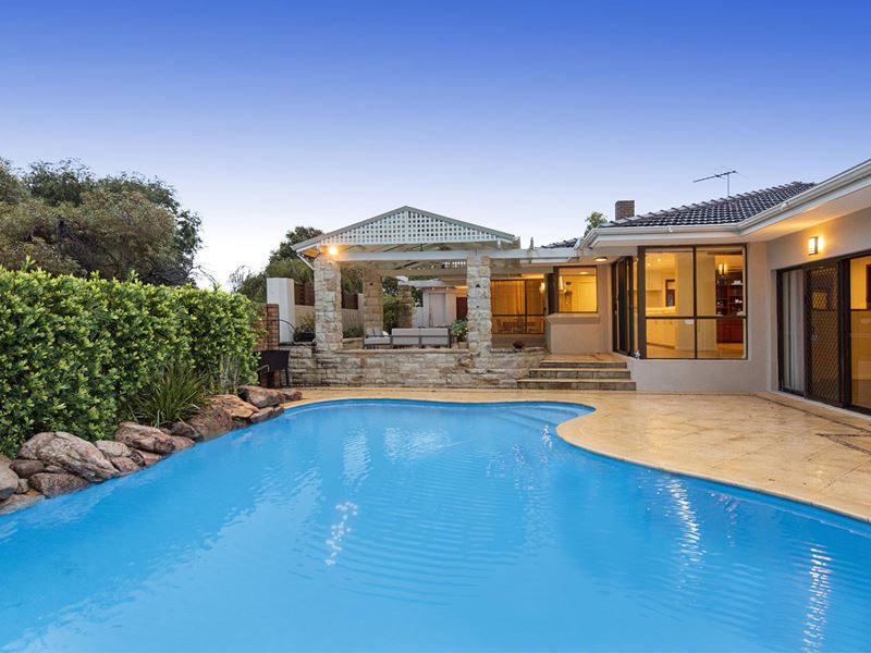 11 Bramwell  Road, Noranda