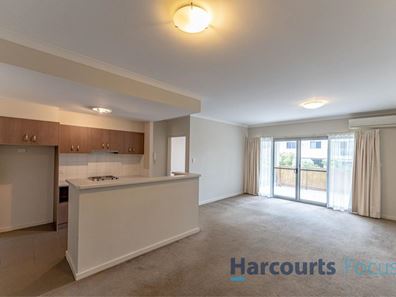 3/9 Ibera Way, Success WA 6164