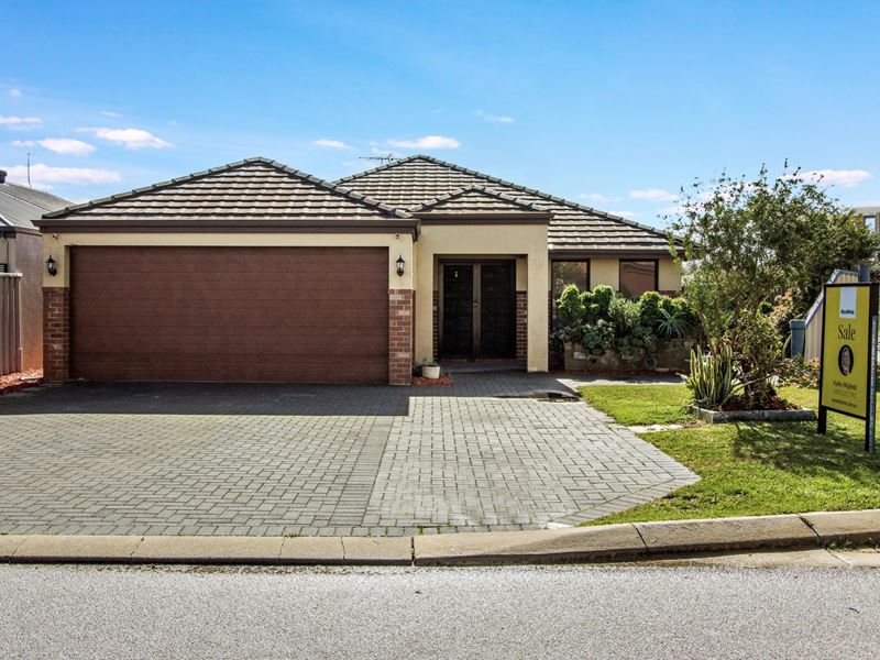 32 Almond Ave, Shoalwater