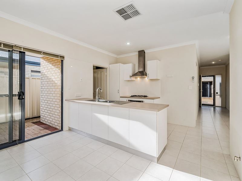 8/173 GEORGE STREET, Queens Park