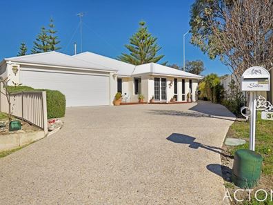30 Sulina Rise, Falcon WA 6210