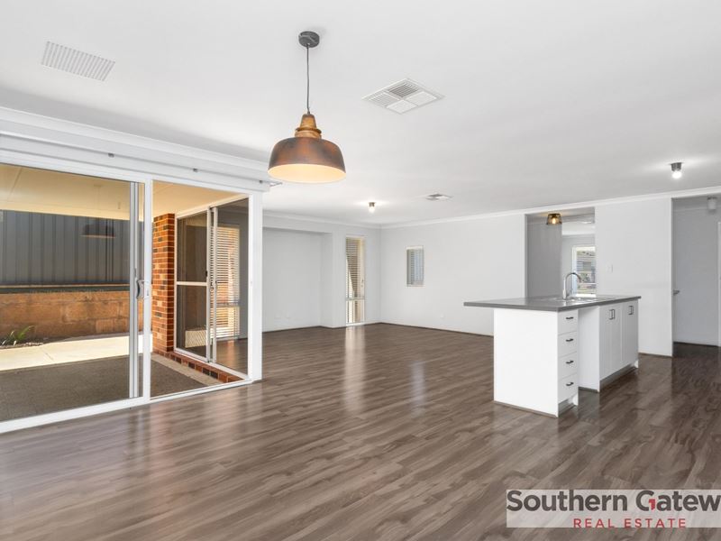 17 Fairchild Drive, Baldivis WA 6171