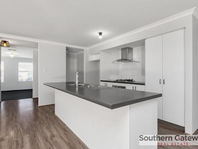 17 Fairchild Drive, Baldivis WA 6171