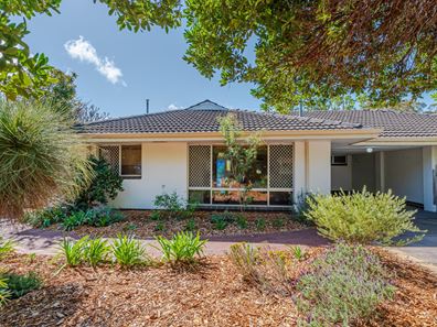 1B Chiswick Street, Wembley Downs WA 6019