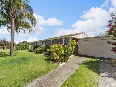 3 Strawberry Drive, Seville Grove WA 6112