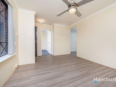 6 Whiston Crescent, Clarkson WA 6030