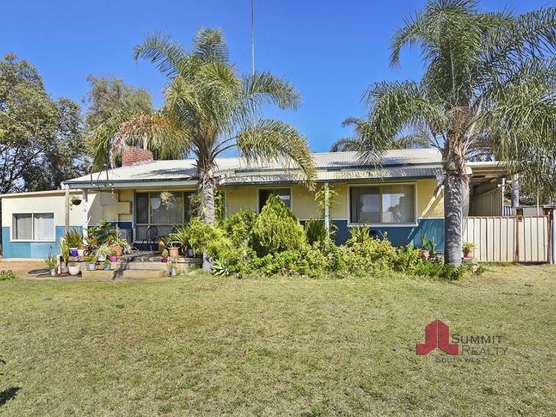 8 Yorla Road, Carey Park