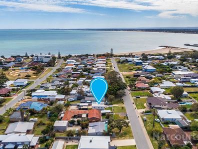 32 Janis Street, Halls Head WA 6210